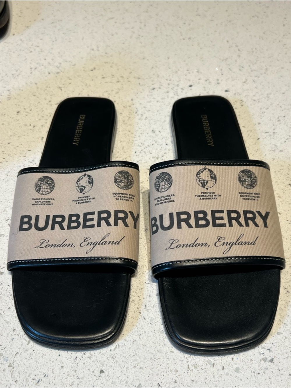 Burberry beige logo sandals